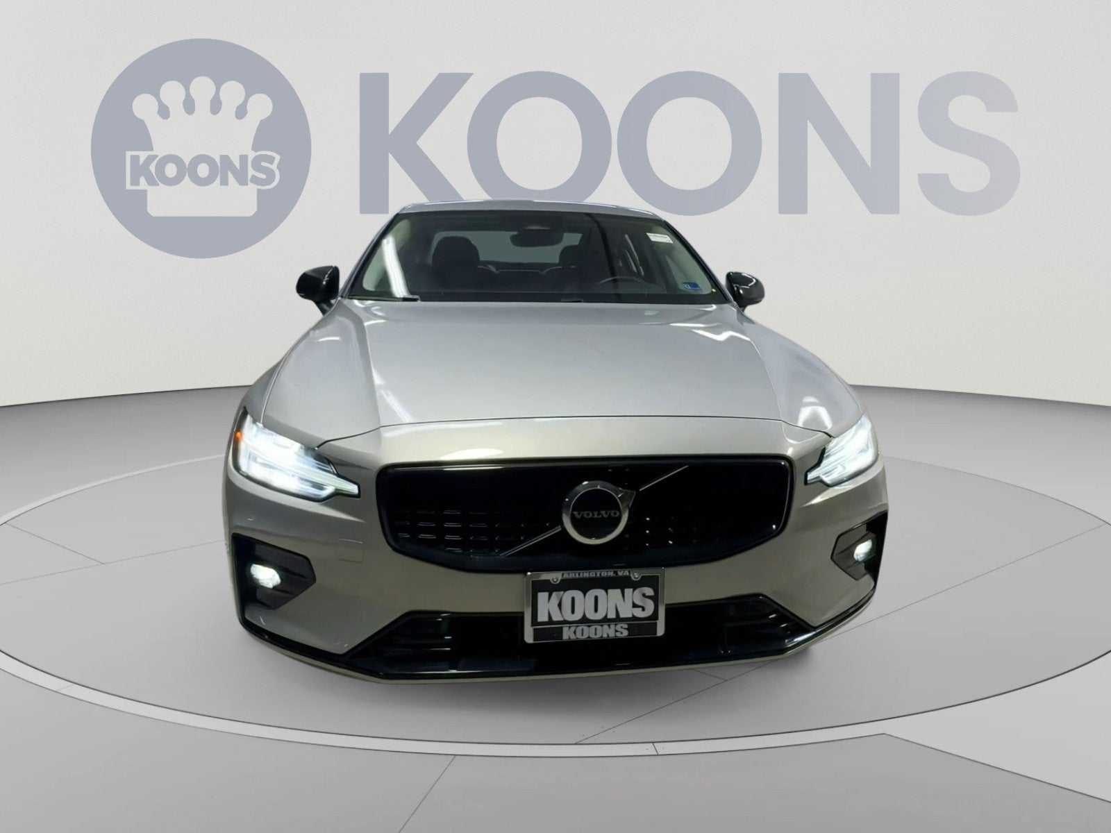 2024 Volvo S60 B5 Core Dark Theme