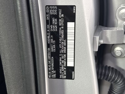 2024 Volvo S60 B5 Core Dark Theme