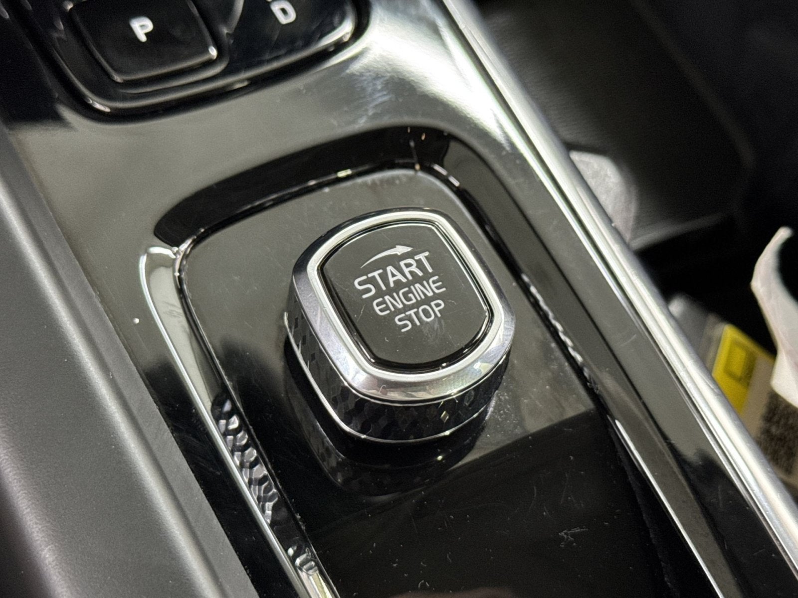 2024 Volvo S60 B5 Core Dark Theme