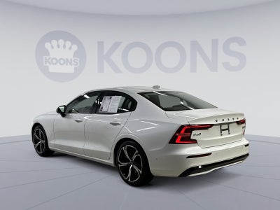 2024 Volvo S60 B5 Plus Dark Theme