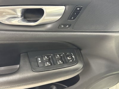 2024 Volvo S60 B5 Plus Dark Theme