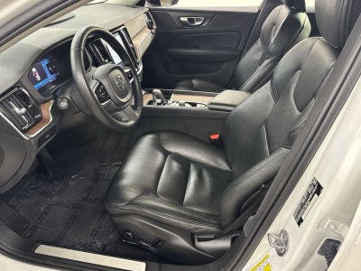 2024 Volvo S60 B5 Plus Dark Theme