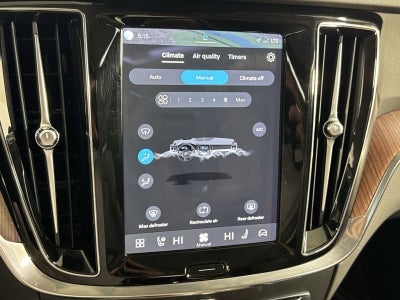 2024 Volvo S60 B5 Plus Dark Theme