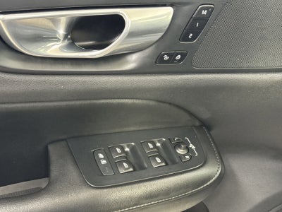 2024 Volvo S60 B5 Plus Dark Theme