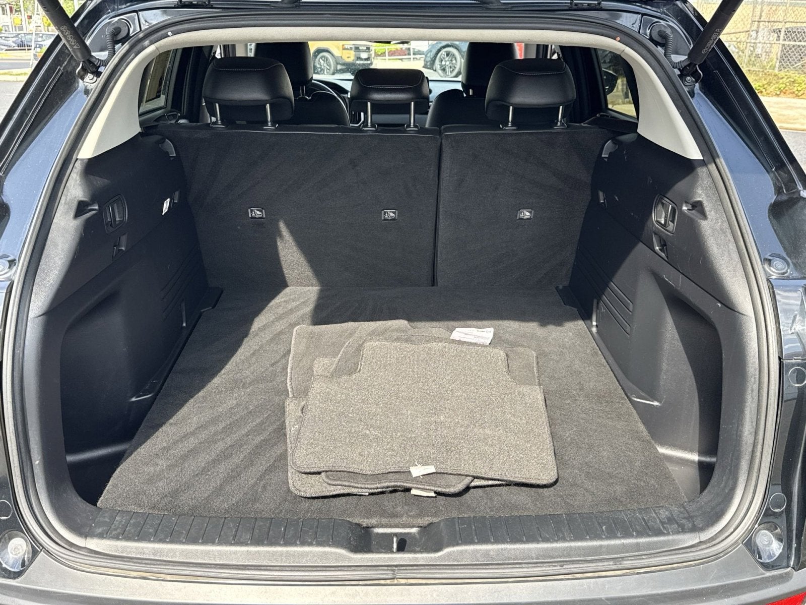 2025 Mazda Mazda CX-50 2.5 S Preferred Package