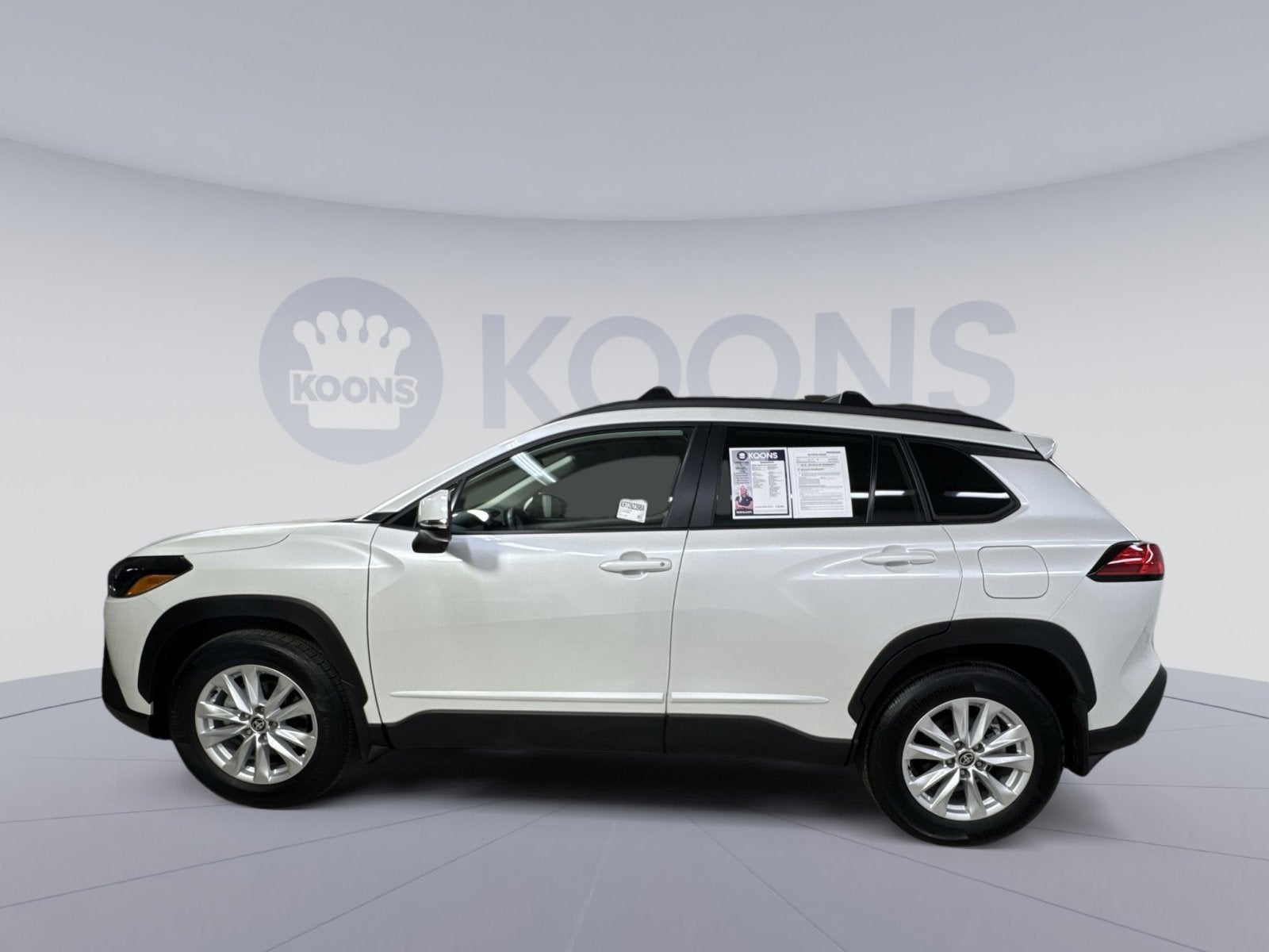 2023 Toyota Corolla Cross LE