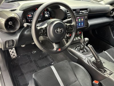 2025 Toyota GR86 Premium