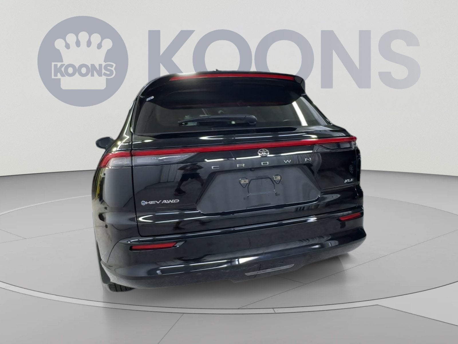 2025 Toyota Crown Signia XLE