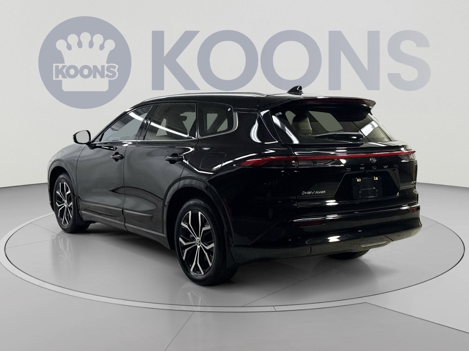 2025 Toyota Crown Signia XLE