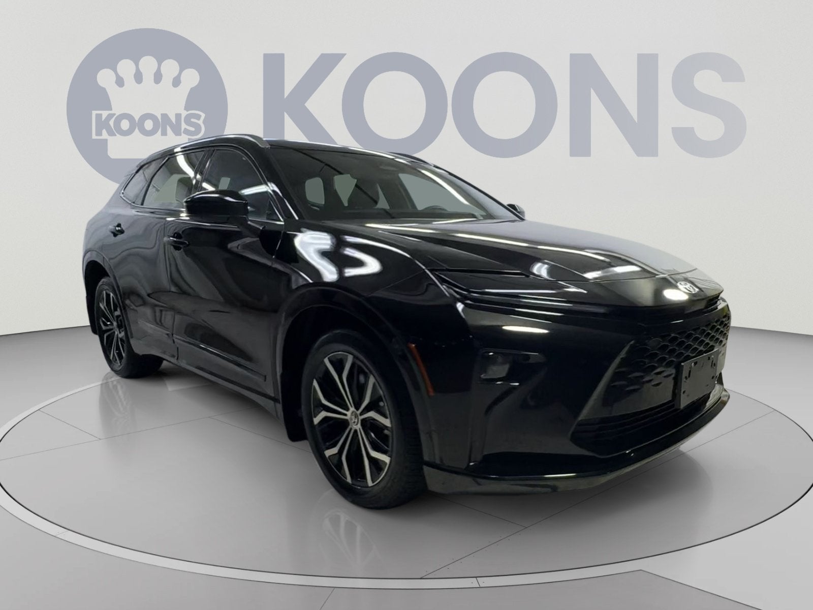 2025 Toyota Crown Signia XLE
