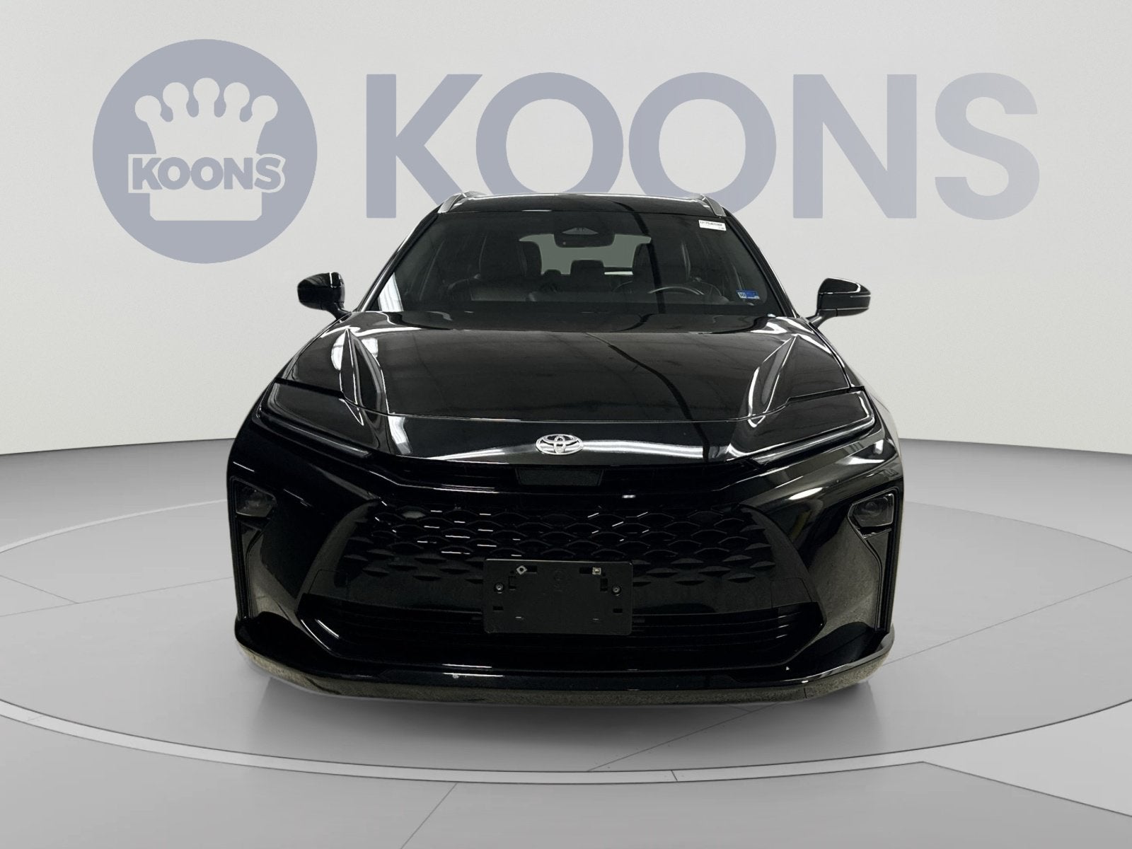 2025 Toyota Crown Signia XLE
