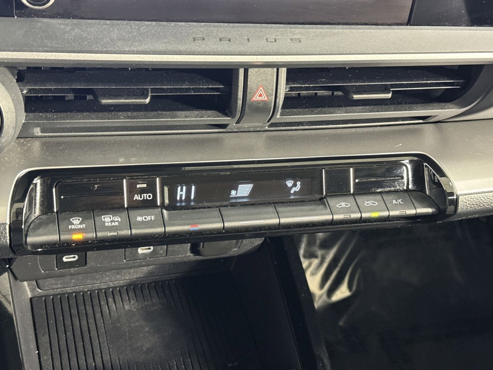 2023 Toyota Prius LE