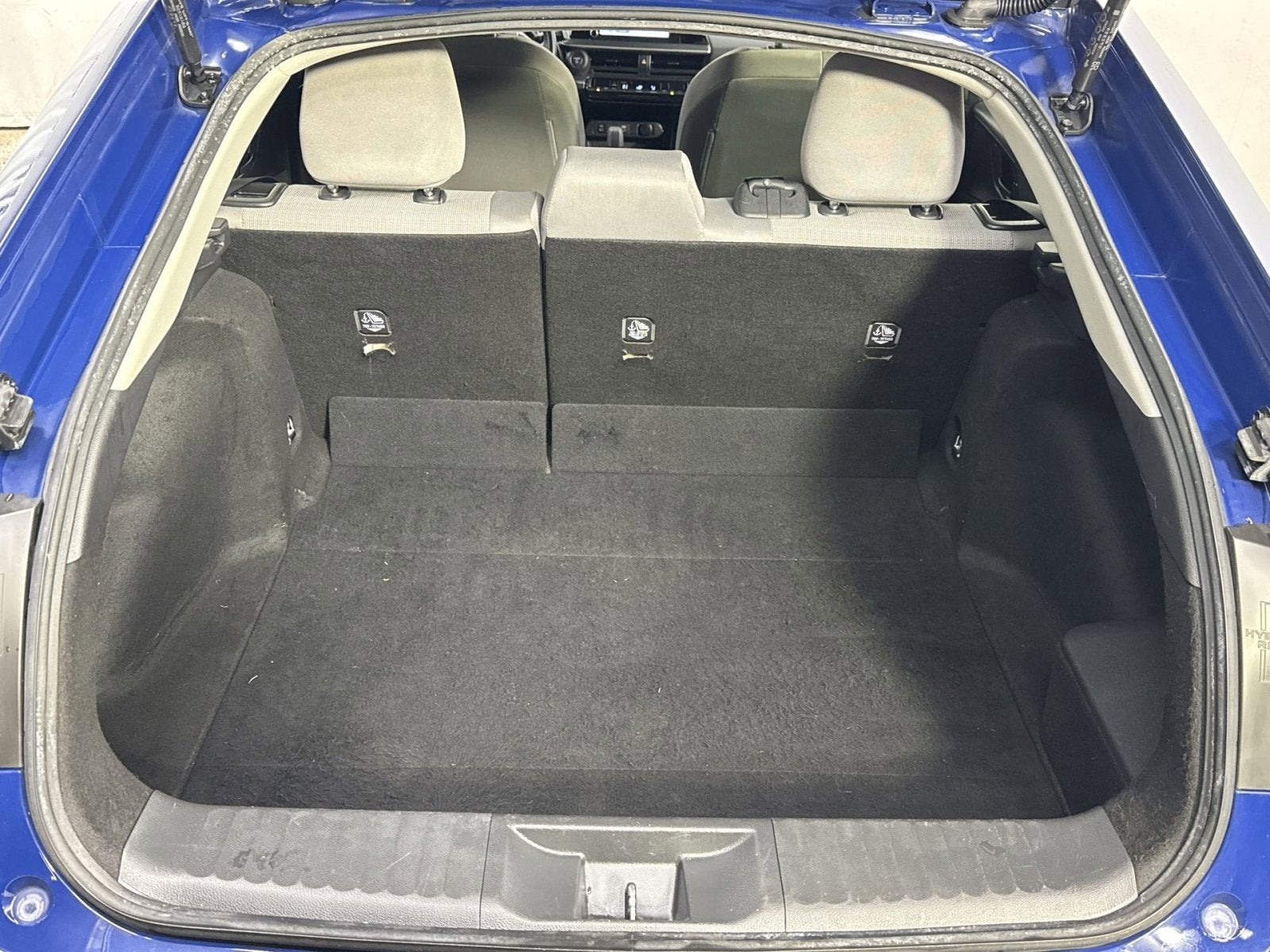 2023 Toyota Prius LE