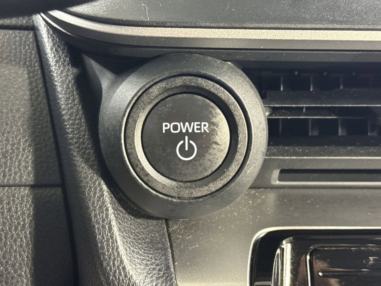 2023 Toyota Prius LE