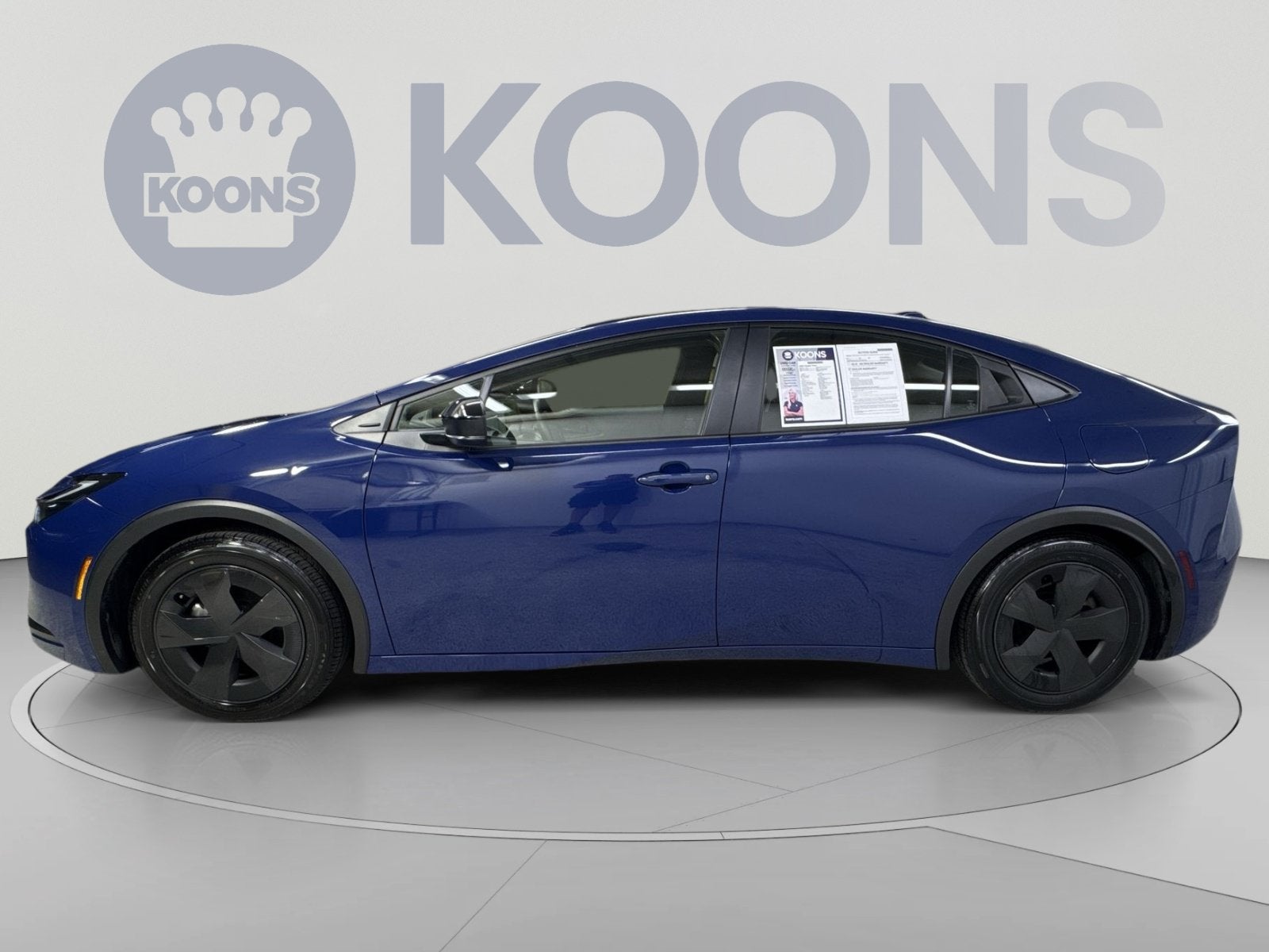 2025 Toyota Prius LE