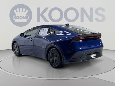 2025 Toyota Prius LE