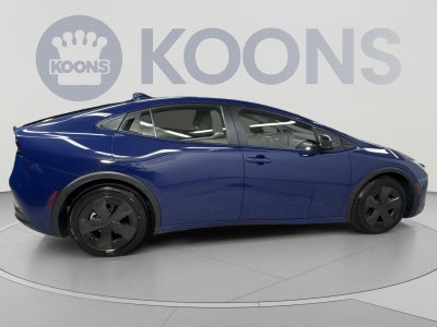 2025 Toyota Prius LE