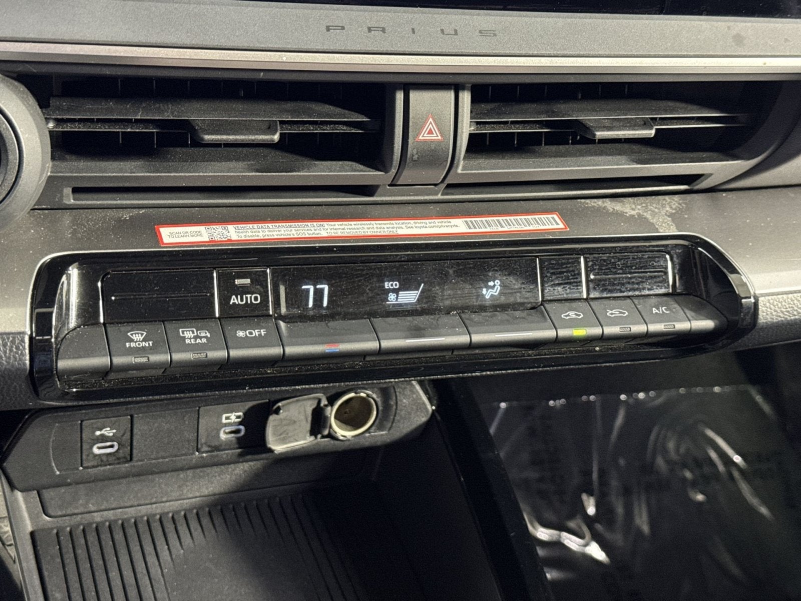 2025 Toyota Prius LE