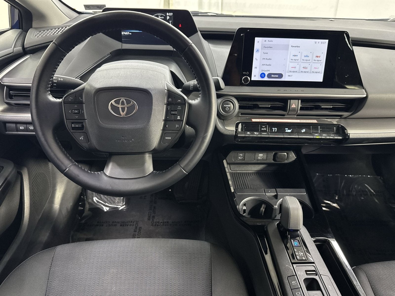 2025 Toyota Prius LE