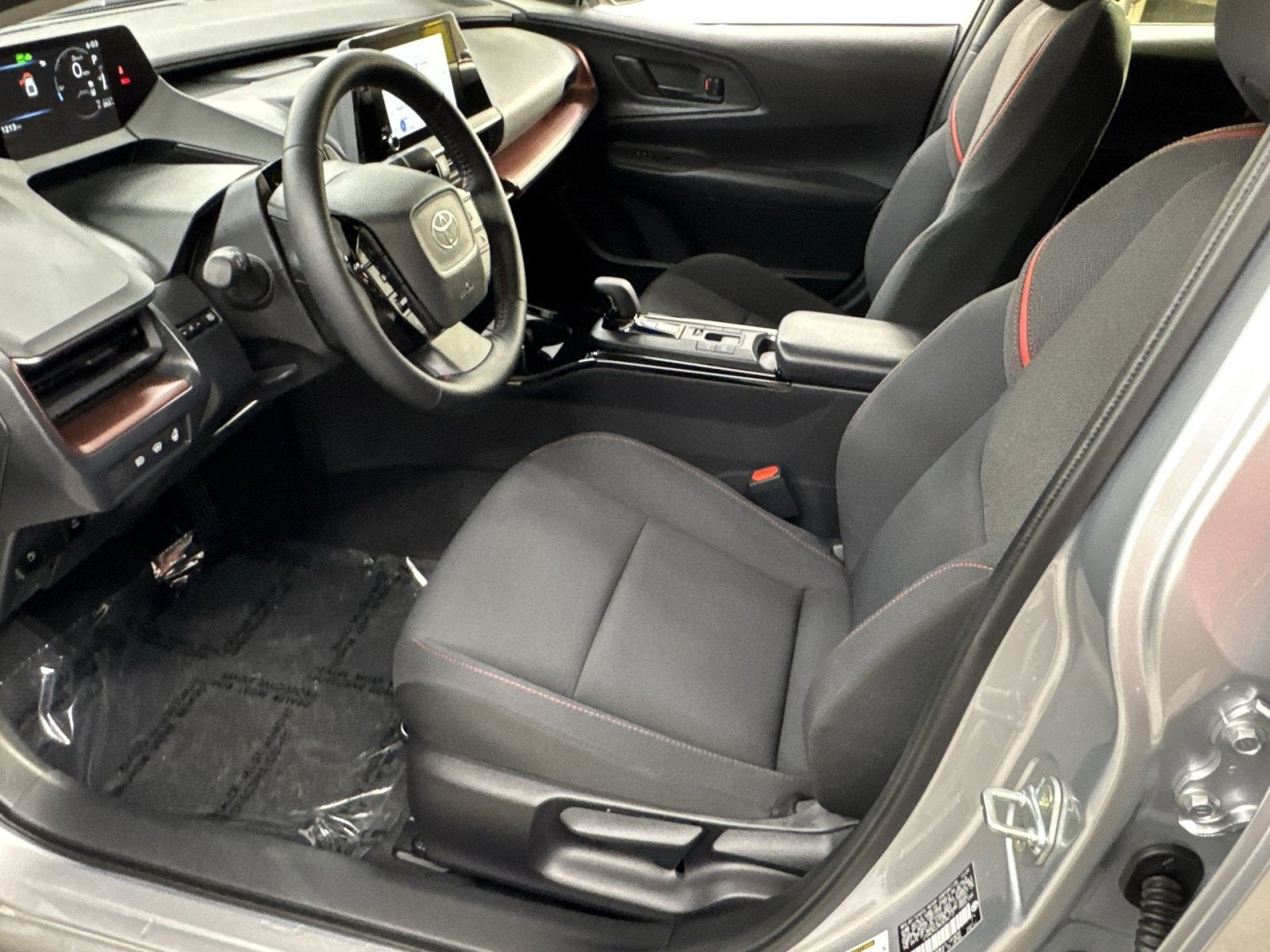2024 Toyota Prius Prime SE