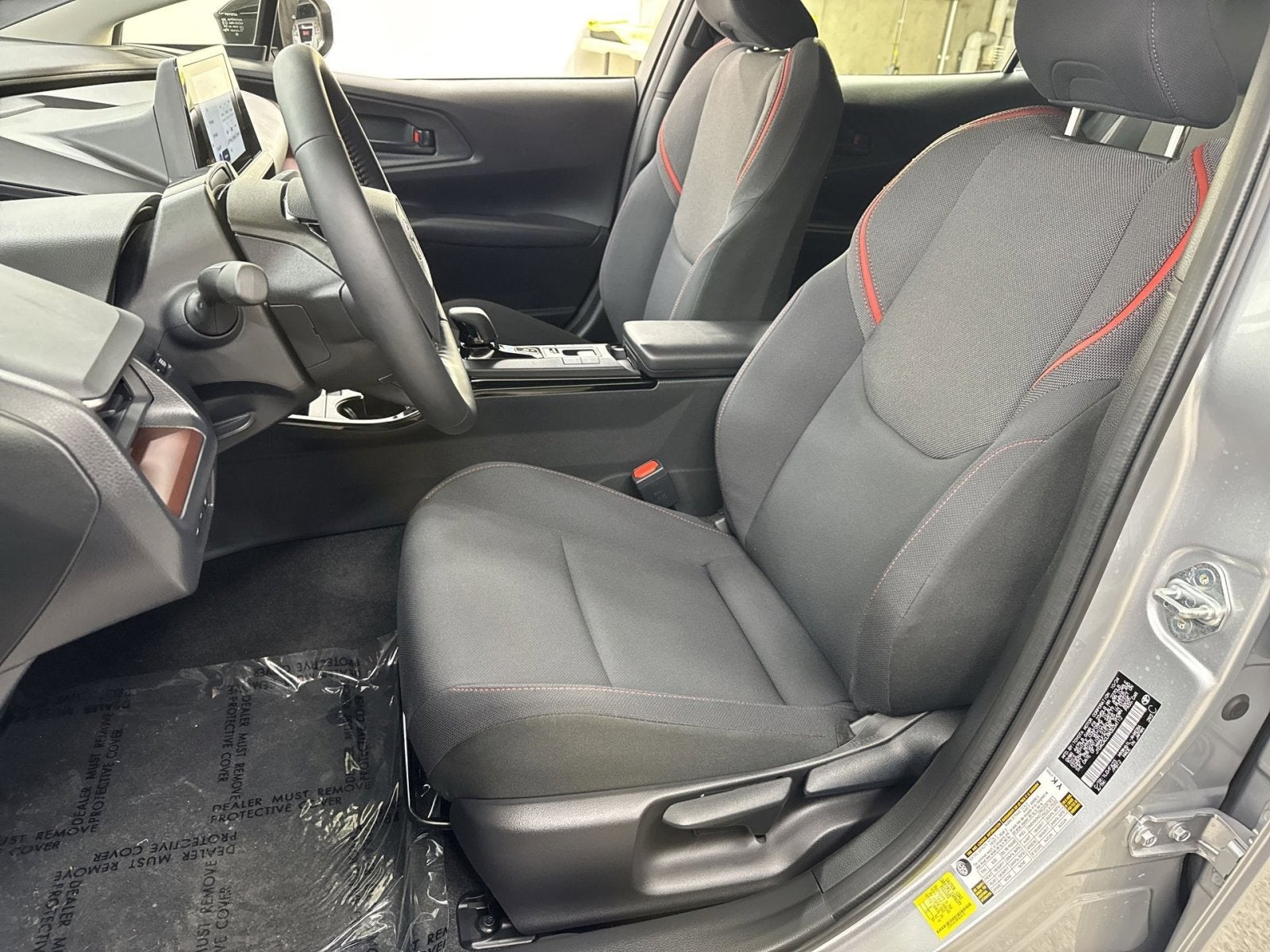 2024 Toyota Prius Prime SE