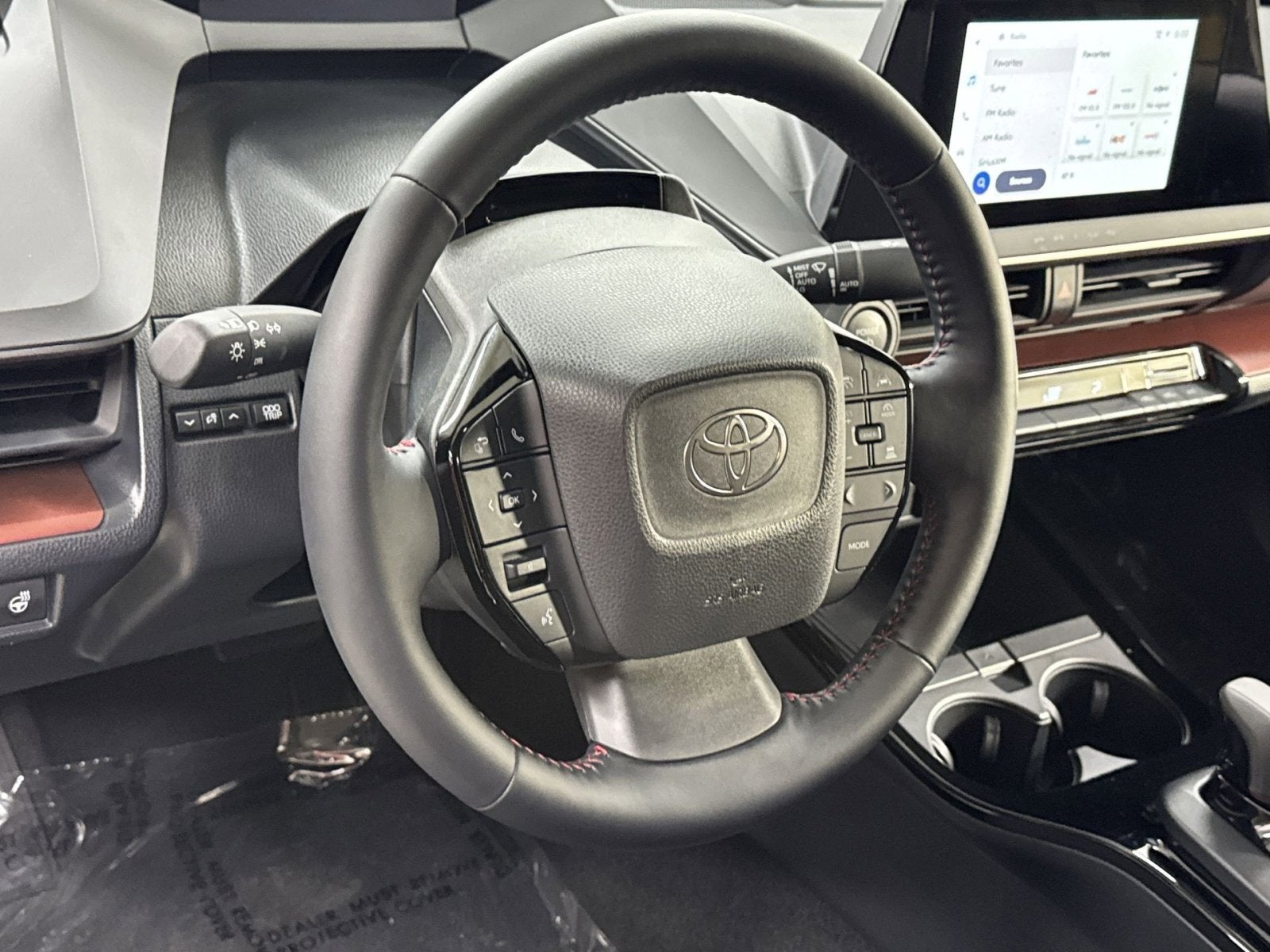 2024 Toyota Prius Prime SE