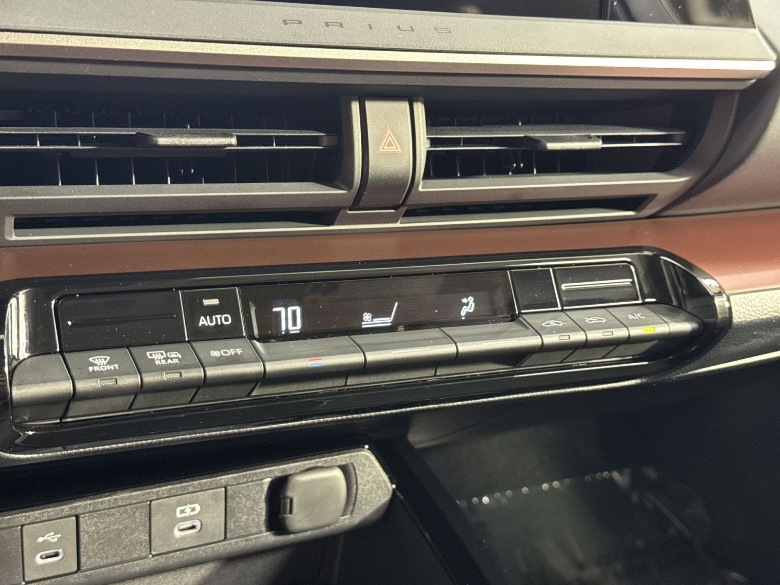 2024 Toyota Prius Prime SE