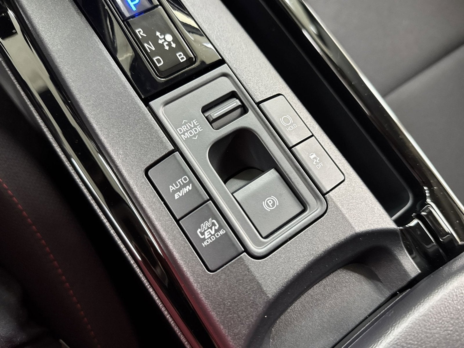 2024 Toyota Prius Prime SE