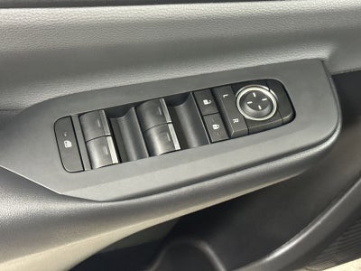 2025 Toyota Prius XLE