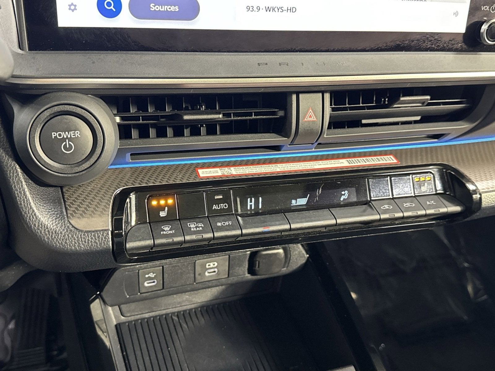 2025 Toyota Prius XLE