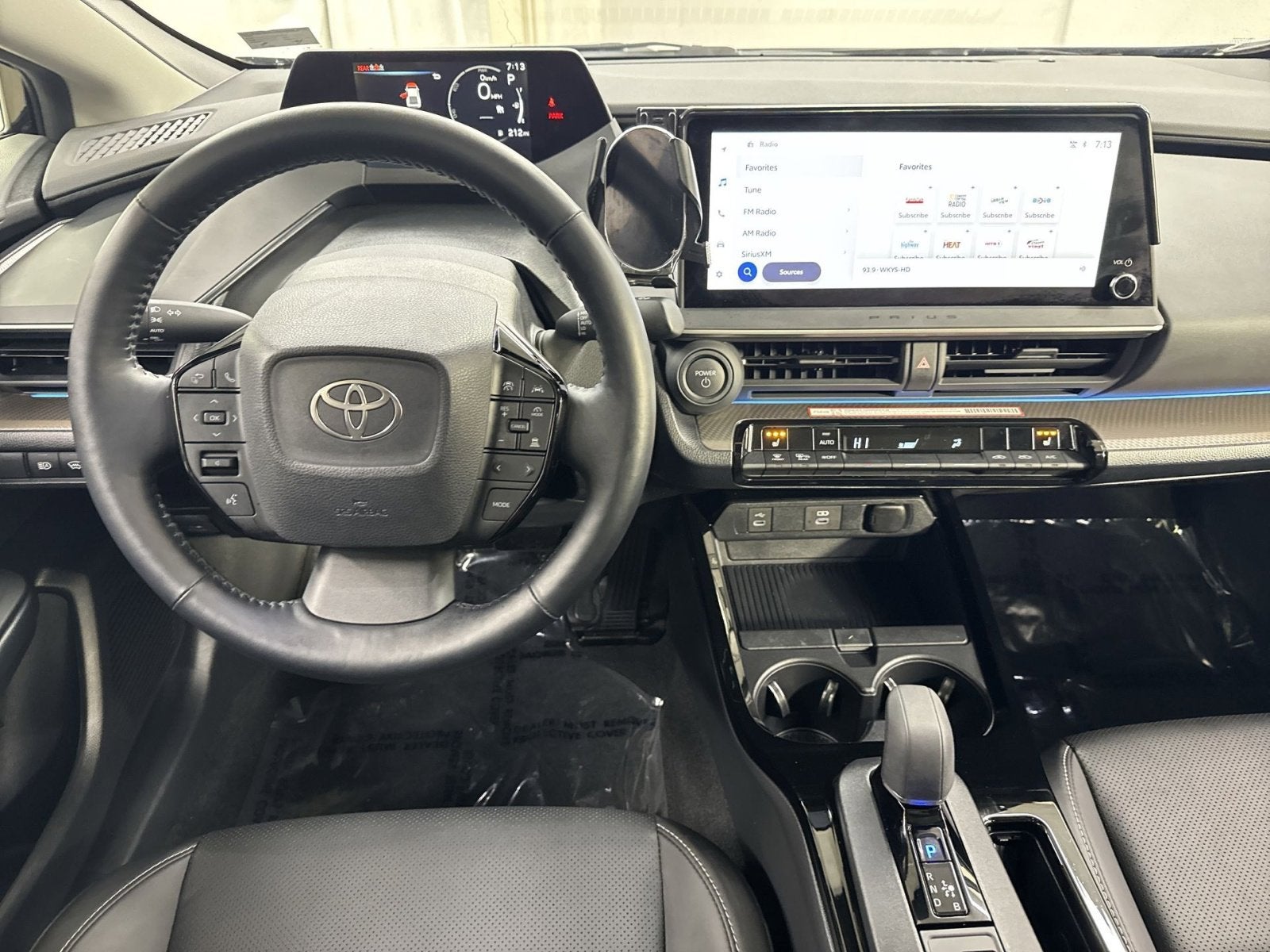 2025 Toyota Prius XLE