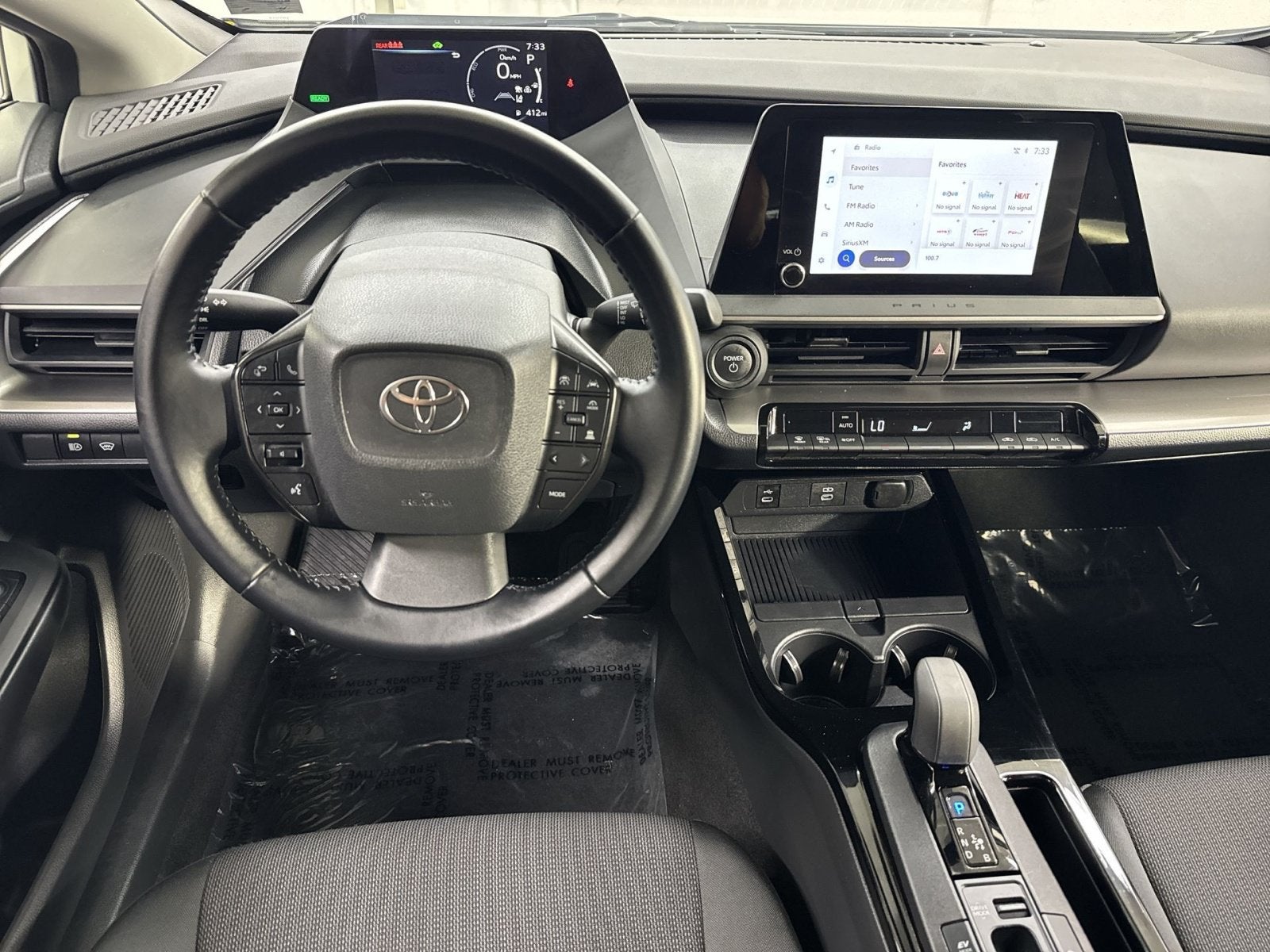 2025 Toyota Prius LE
