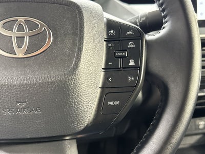 2025 Toyota Prius LE