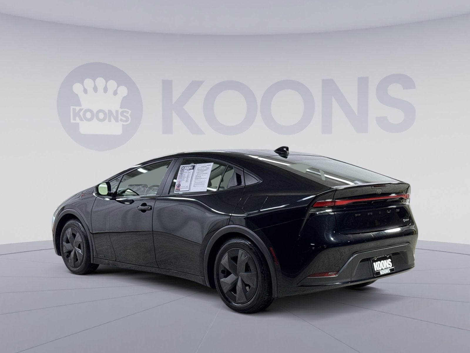 2025 Toyota Prius LE