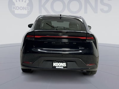 2025 Toyota Prius LE