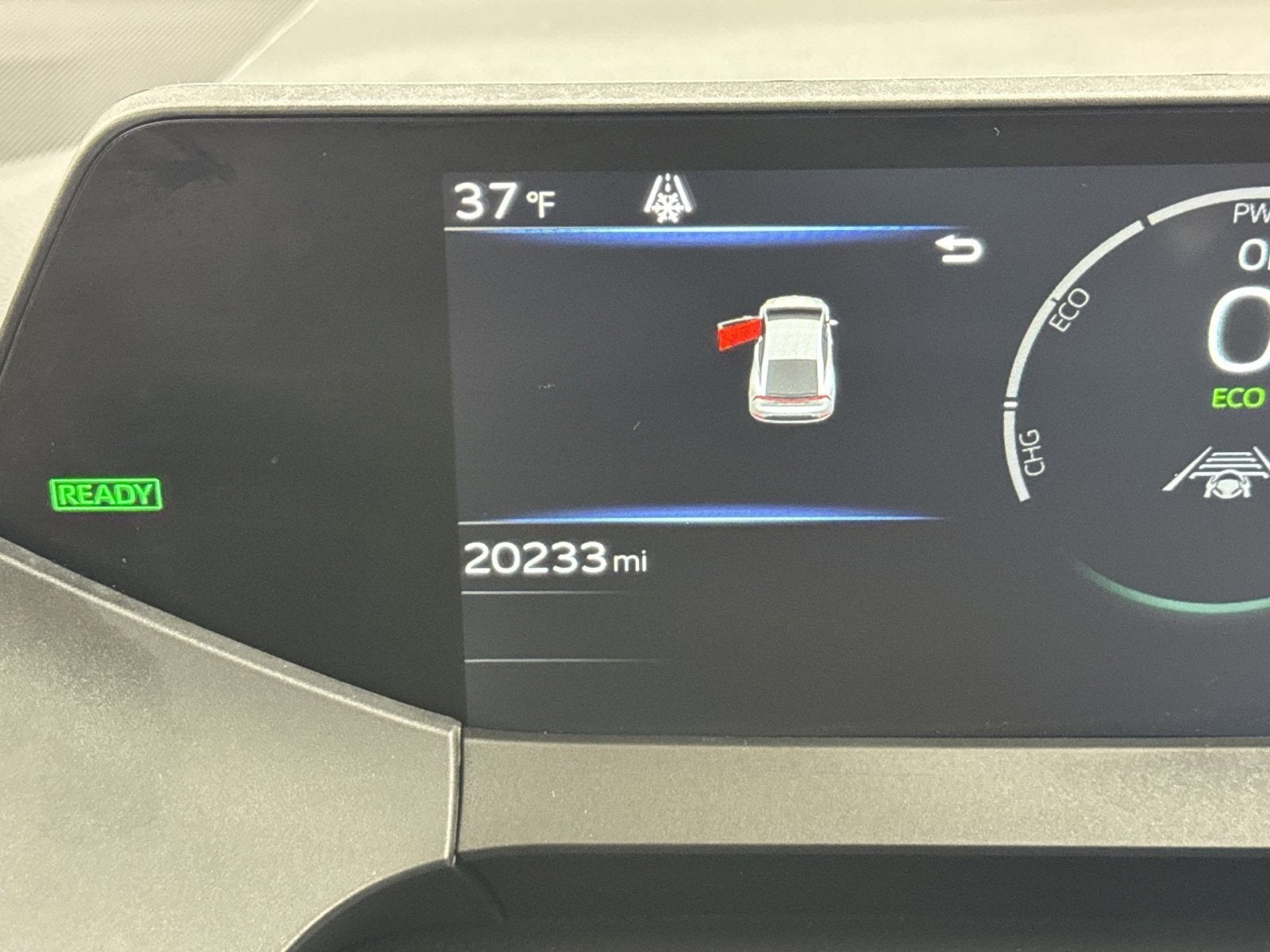 2025 Toyota Prius LE