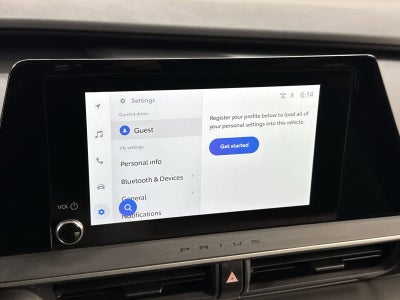 2025 Toyota Prius LE