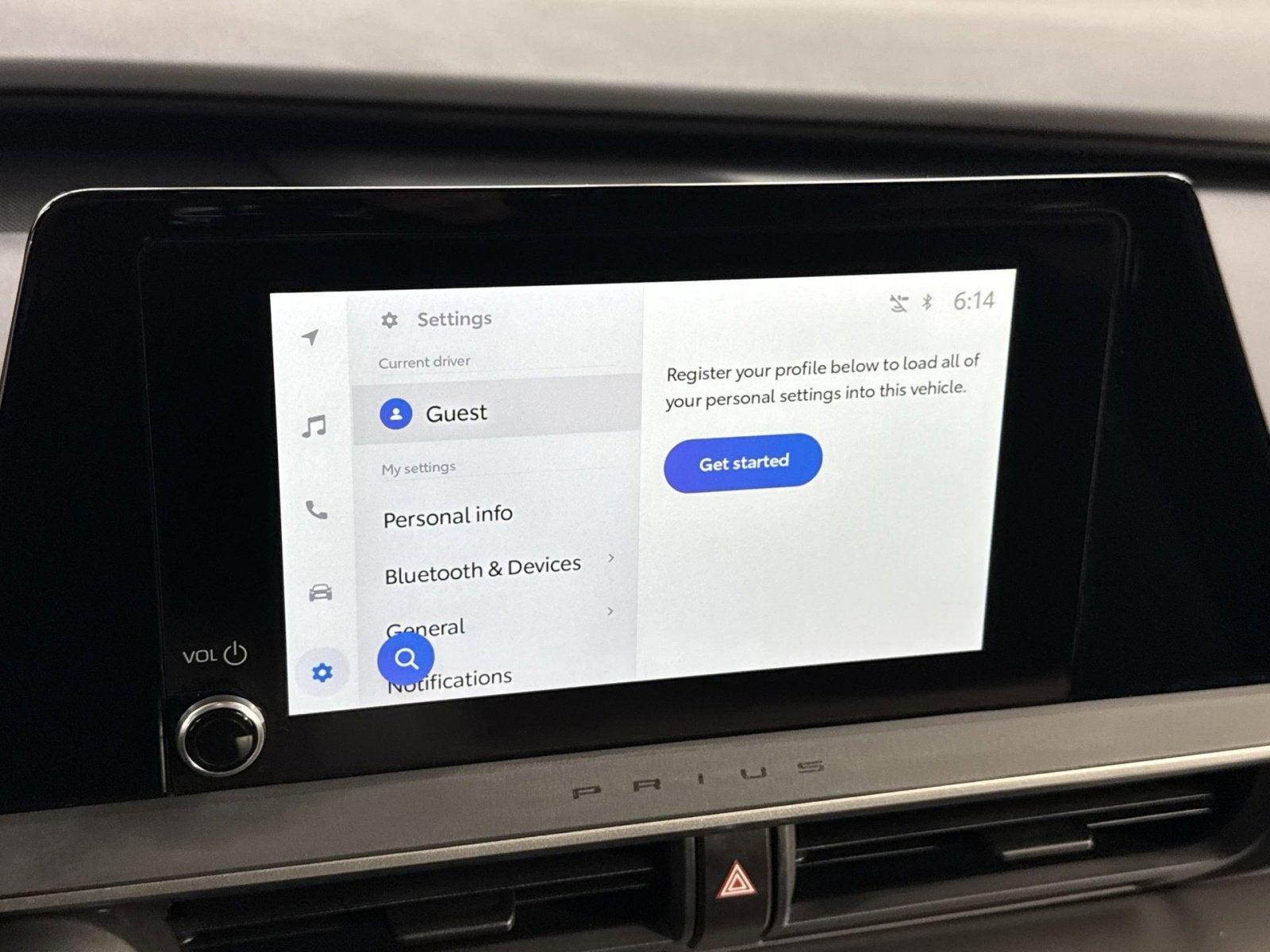 2025 Toyota Prius LE