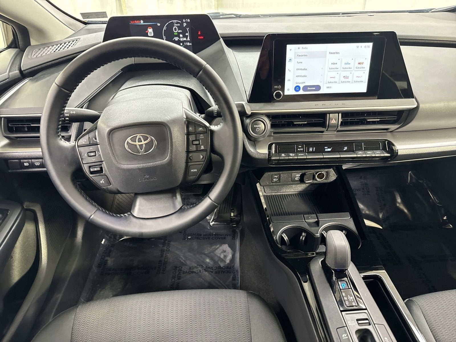 2025 Toyota Prius LE