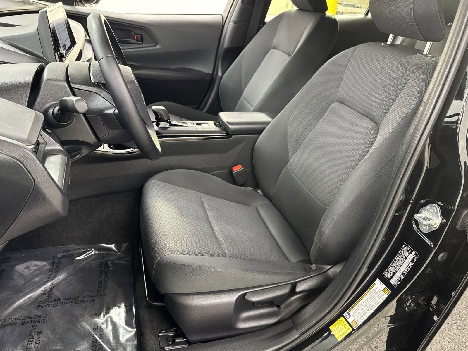 2025 Toyota Prius LE