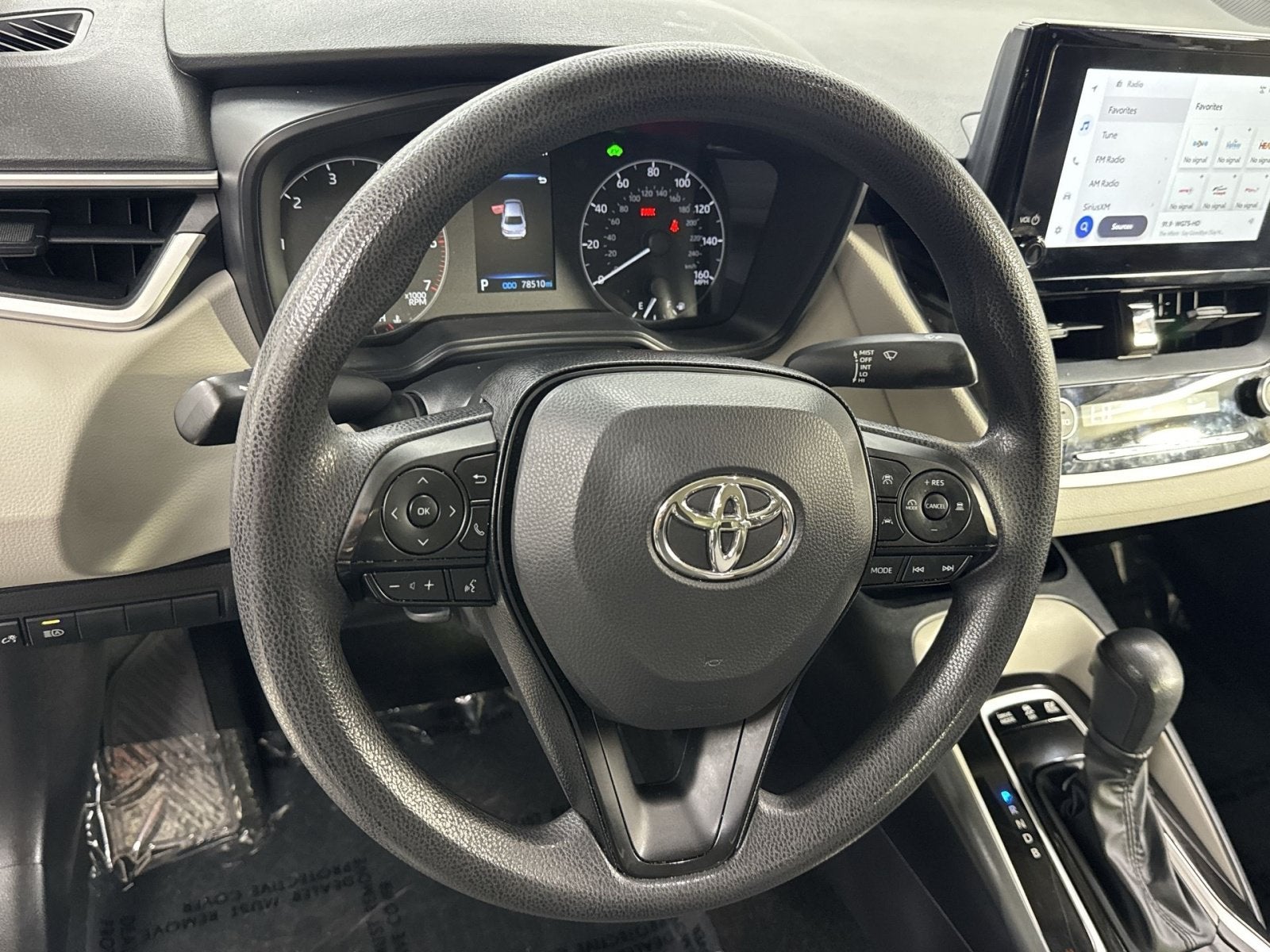 2025 Toyota Corolla Hybrid LE