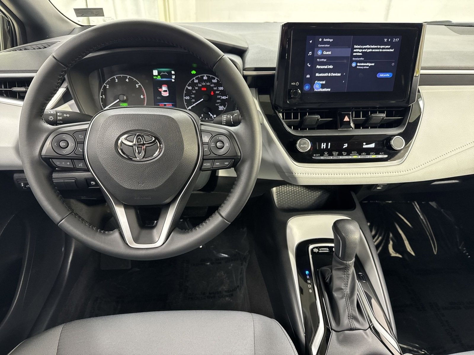 2025 Toyota Corolla Hybrid LE