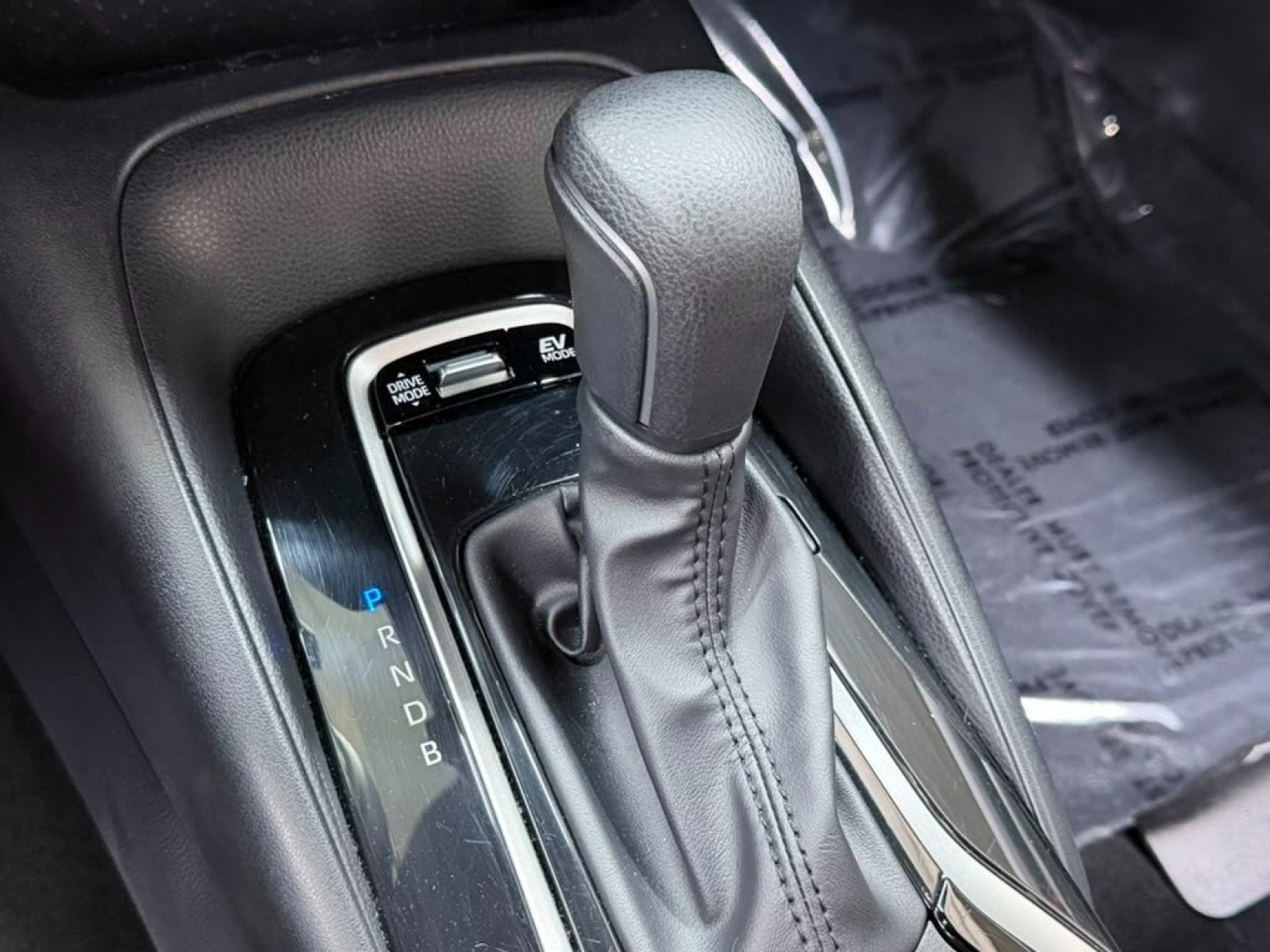 2025 Toyota Corolla Hybrid SE