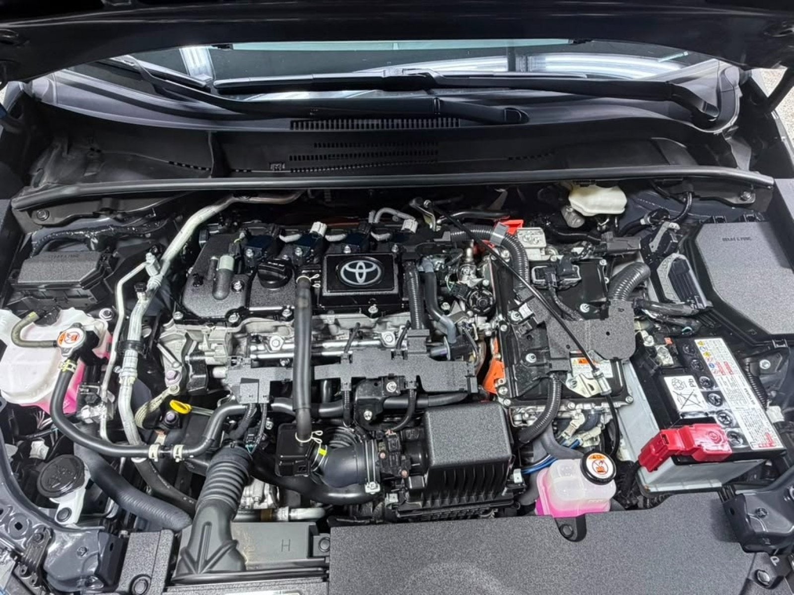 2025 Toyota Corolla Hybrid SE