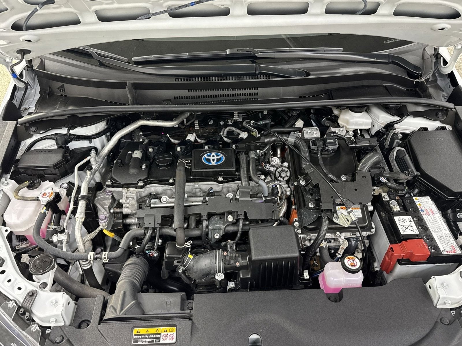 2024 Toyota Corolla Hybrid LE