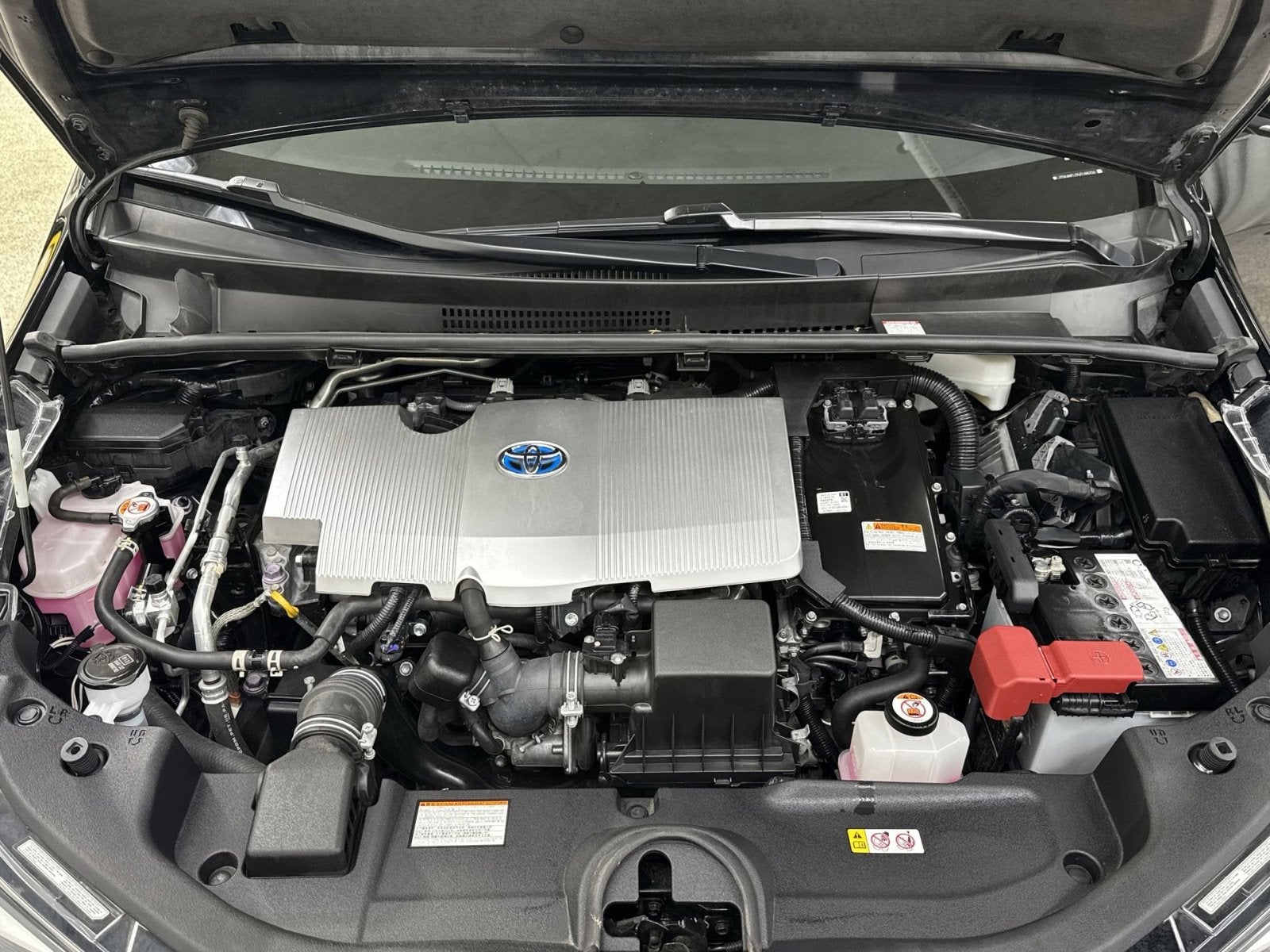 2022 Toyota Prius LE