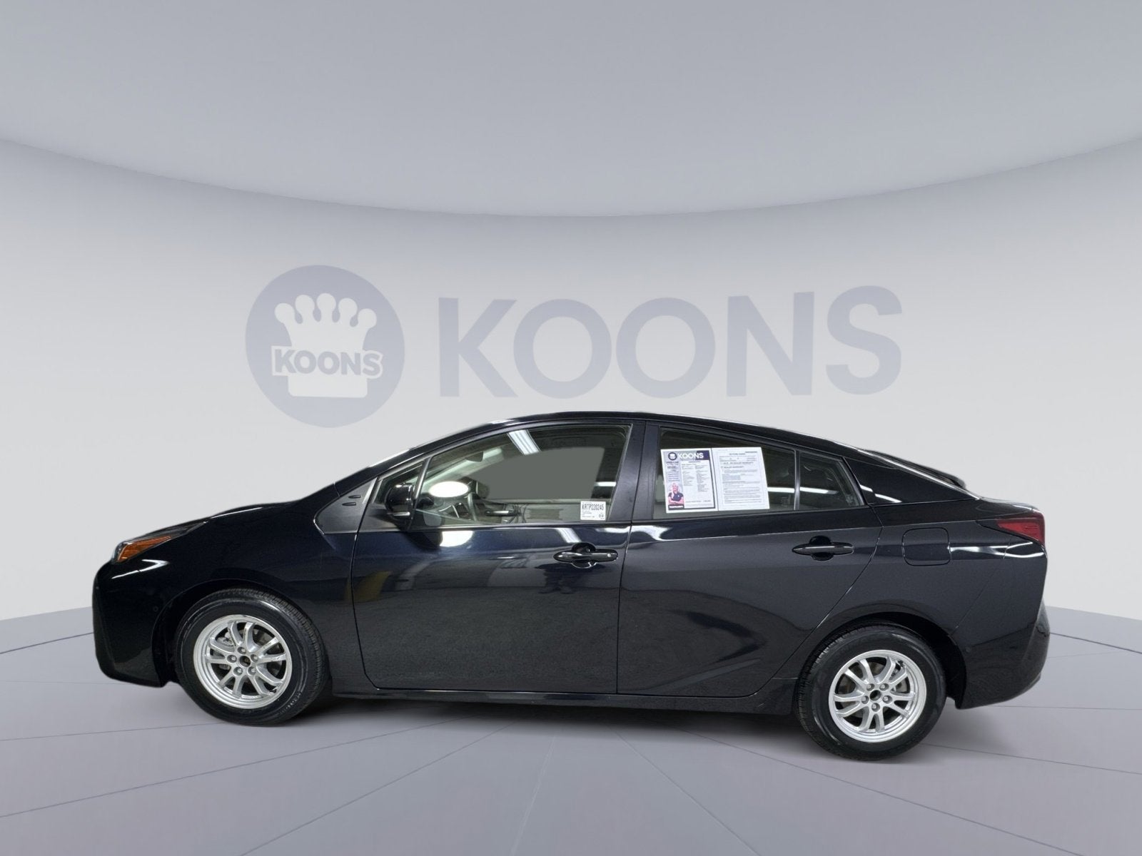 2022 Toyota Prius LE