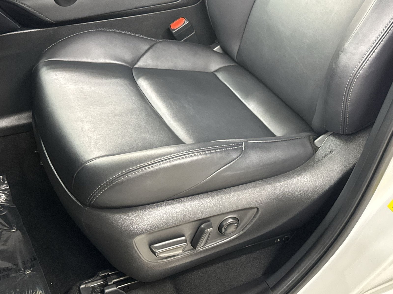 2023 Toyota Venza Nightshade