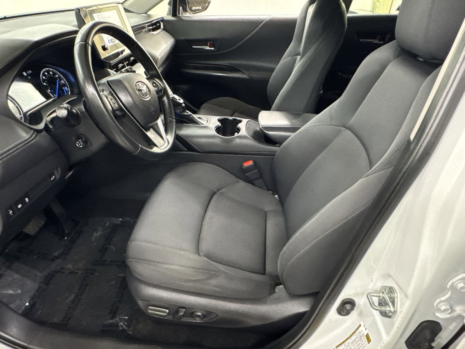 2023 Toyota Venza LE