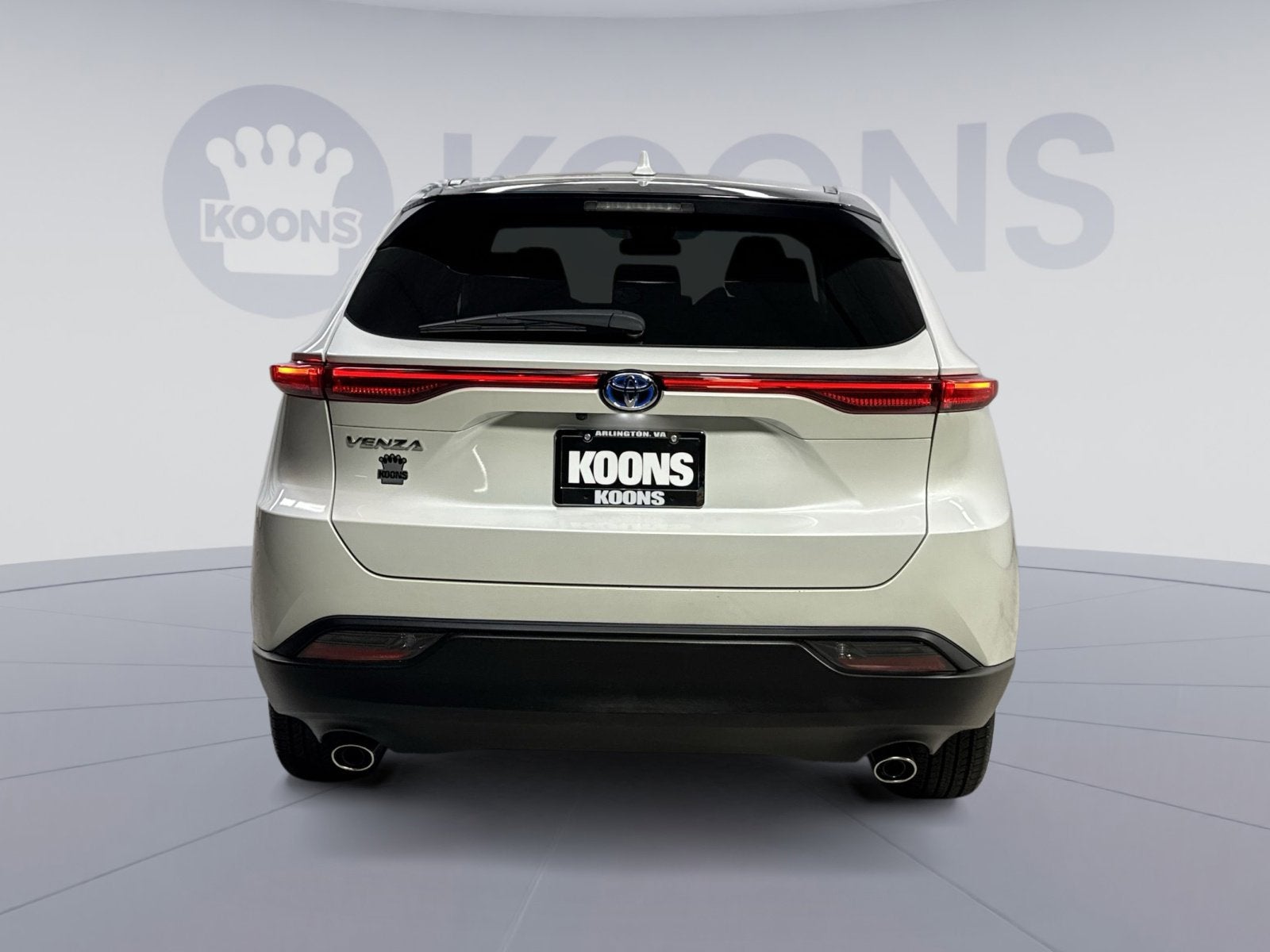 2023 Toyota Venza LE